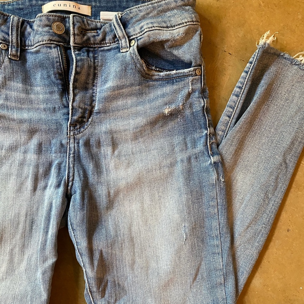 Distressed Skinny Jeans